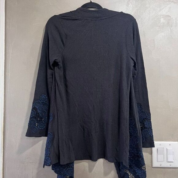 Soft Surroundings Lucy Topper Twilight Embroidered Blue Ribbed Cardigan M NEW - Picture 4 of 5